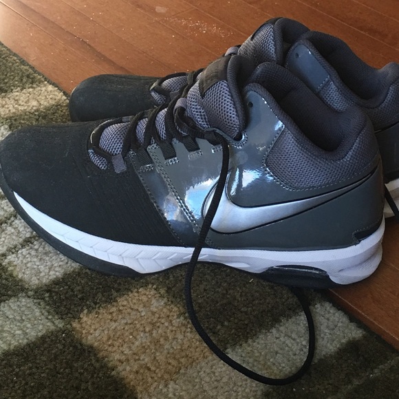 nike women's air visi pro v